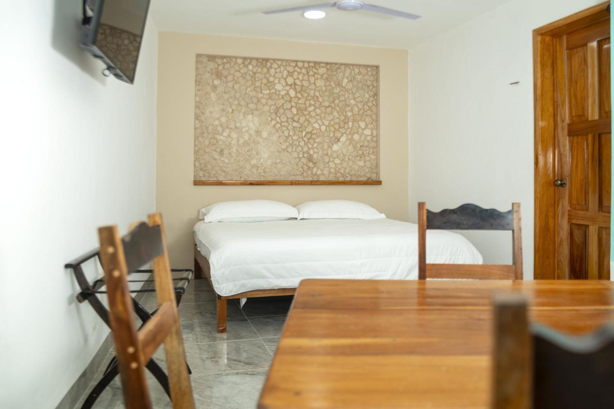 Casa Marco'S Hotel Valladolid  Eksteriør billede