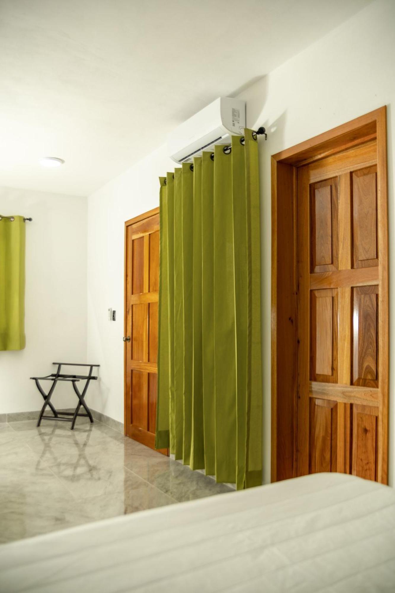 Casa Marco'S Hotel Valladolid  Eksteriør billede