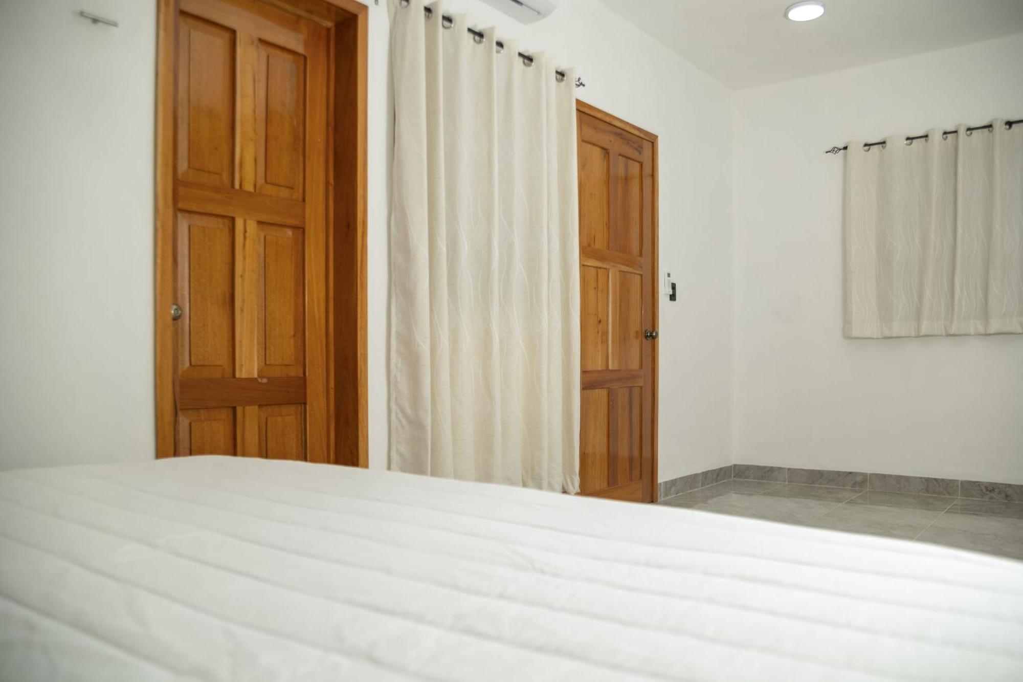 Casa Marco'S Hotel Valladolid  Eksteriør billede